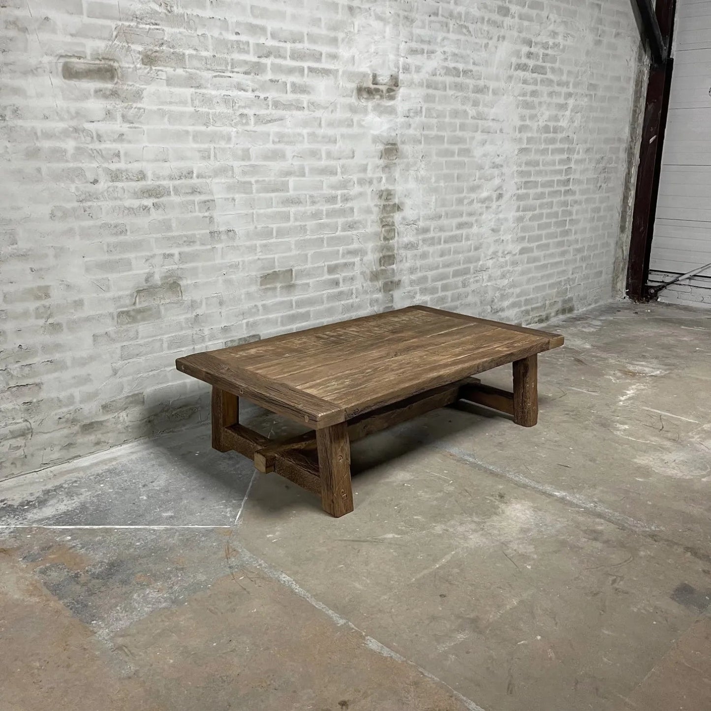 Table basse style ferme Founder en Chêne massif ancien - FOLLOS DESIGN