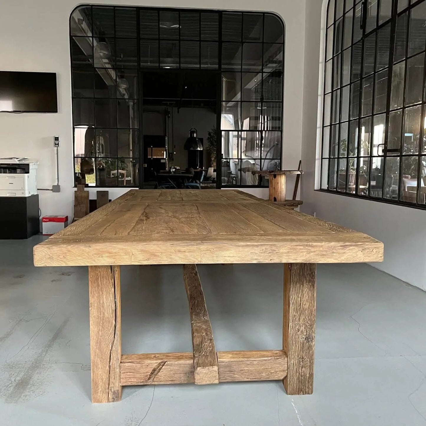 Table de ferme style rustique chic en bois massif brut, fabrication artisanale