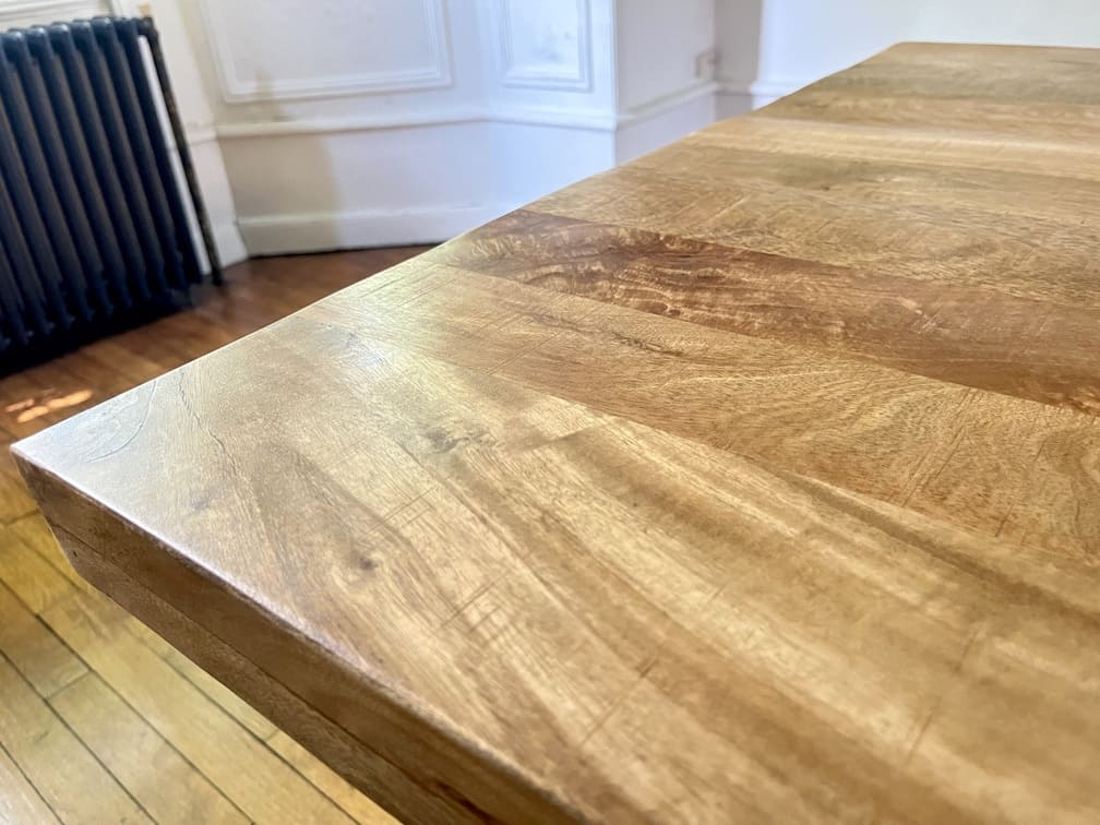 Table en Manguier Massif Naturel Rectangulaire - Pied Central Mikado - FOLLOS DESIGN