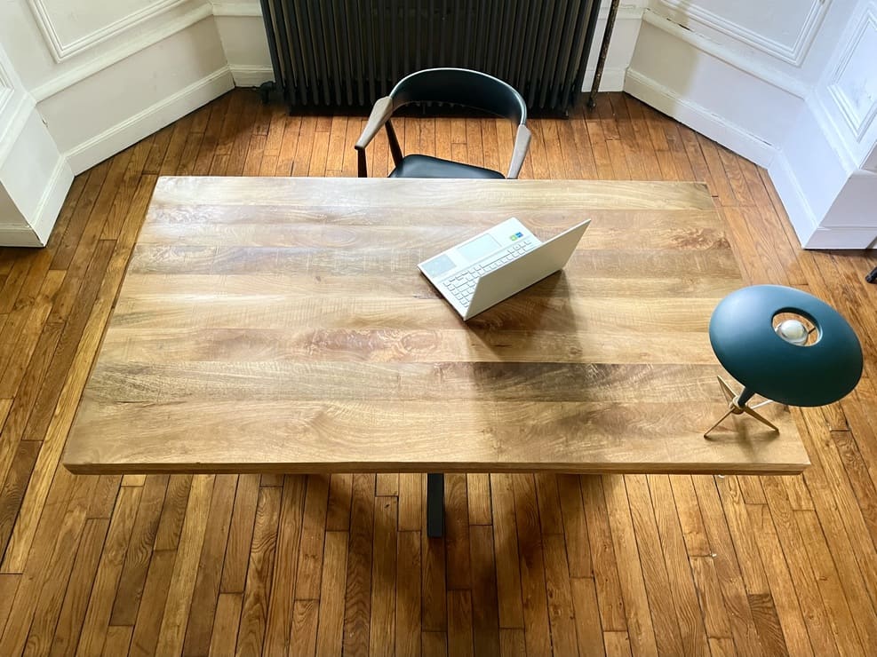 Table en Manguier Massif Naturel Rectangulaire - Pied Central Mikado - FOLLOS DESIGN