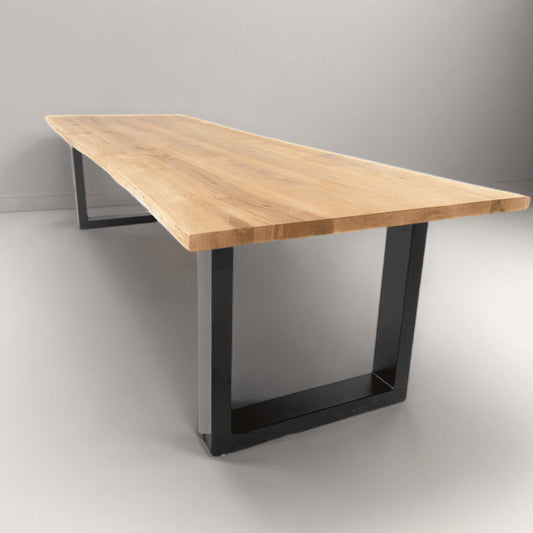 Table chêne bois massif et pied métal industriel