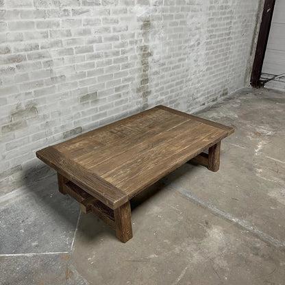 Table basse style ferme Founder en Chêne massif ancien - FOLLOS DESIGN