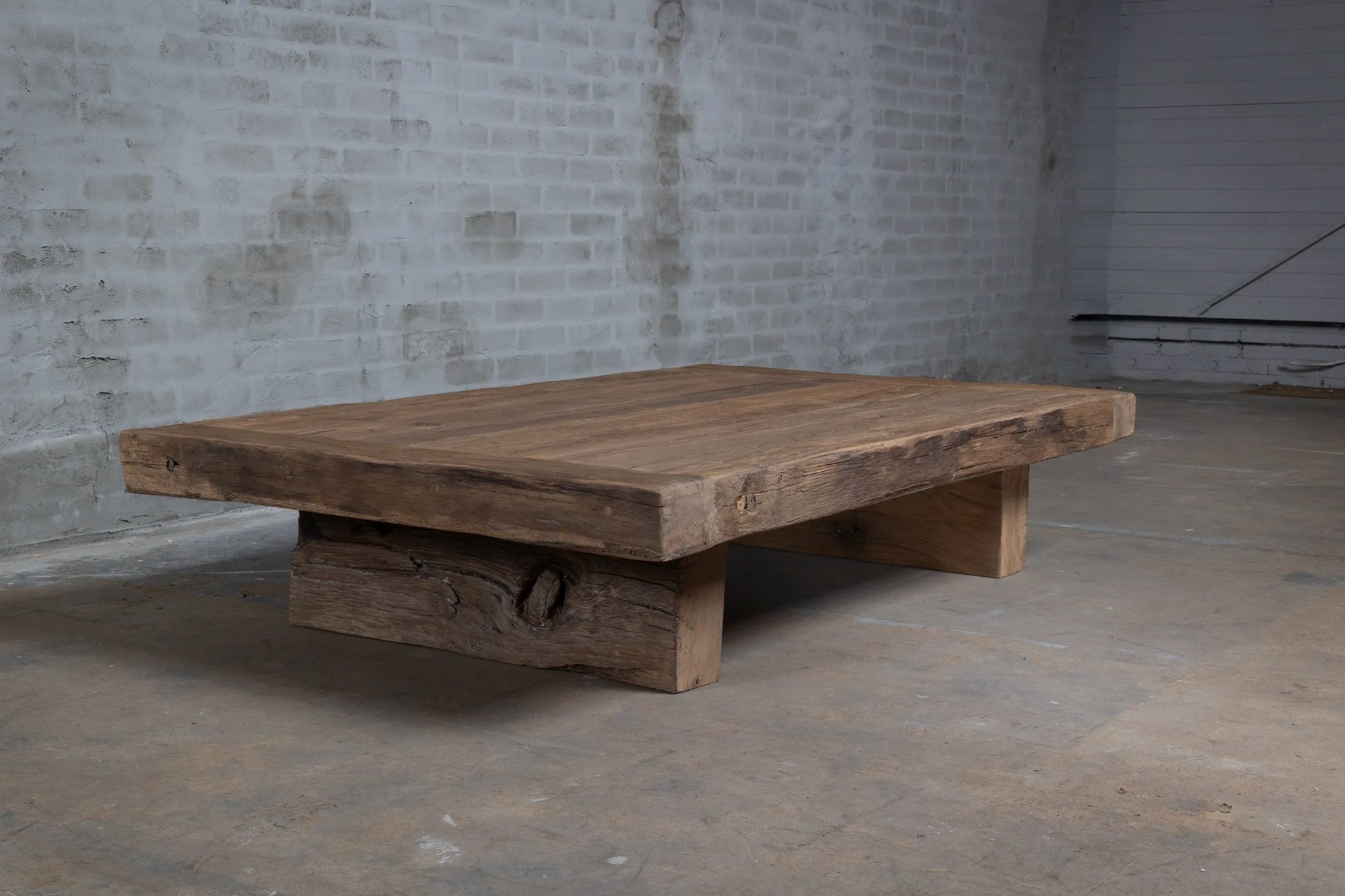 Table basse style ferme Storm en Chêne massif ancien - FOLLOS DESIGN