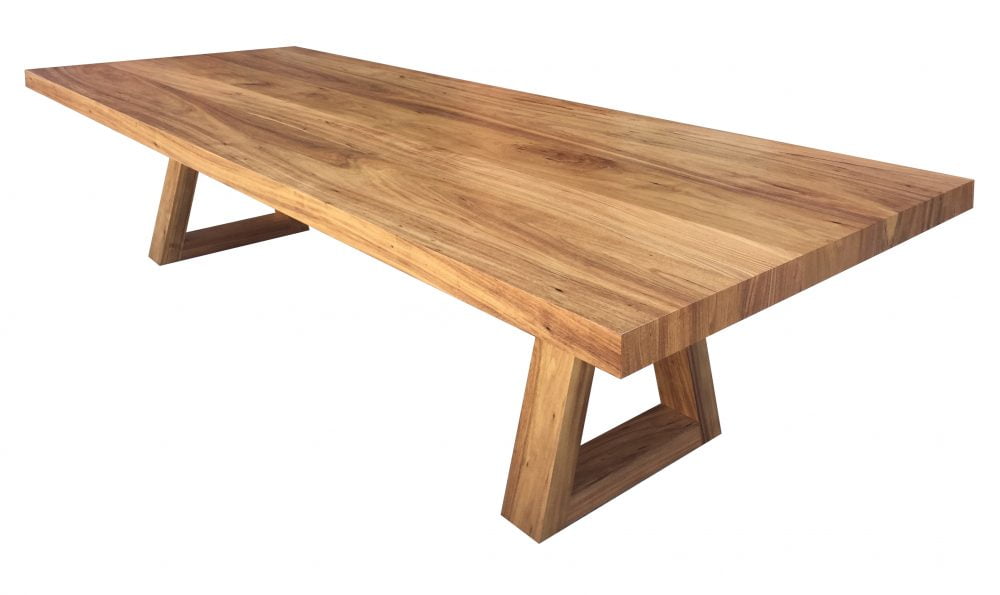 Table chêne massif pieds Triangle - Moderne et Design - FOLLOS DESIGN