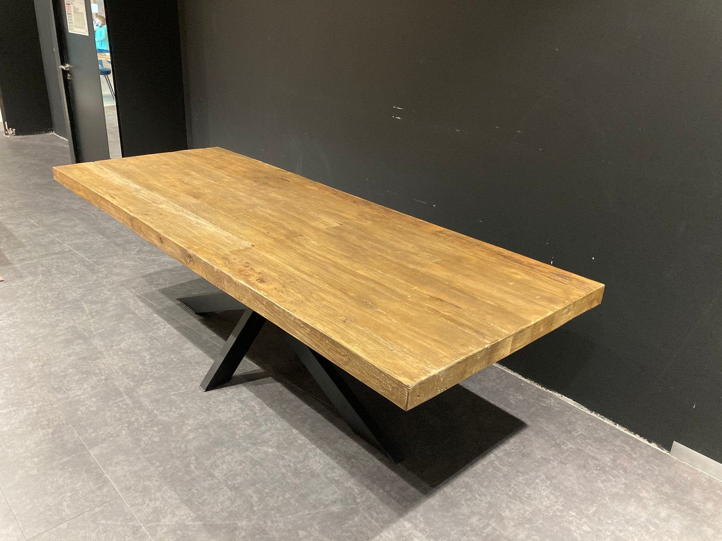 Table en teck massif - pieds métal au choix - FOLLOS DESIGN