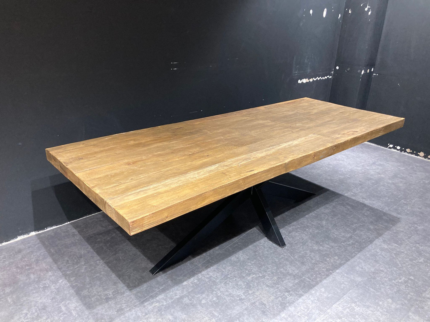 Table en teck massif - pieds métal au choix - FOLLOS DESIGN