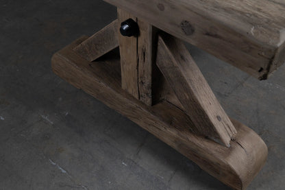 Table Étoile dans une maison de campagne, ambiance chaleureuse