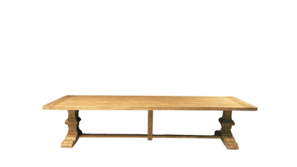 Table Monastère Spirito en bois massif, design campagne chic fabriqué artisanalement par Follos Design.